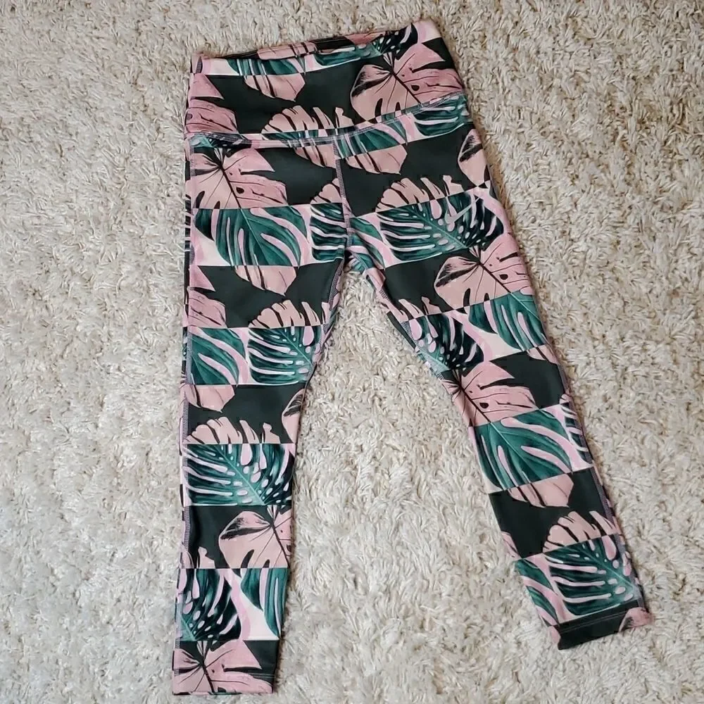 NIKE DRI-FIT Cropped Leggings